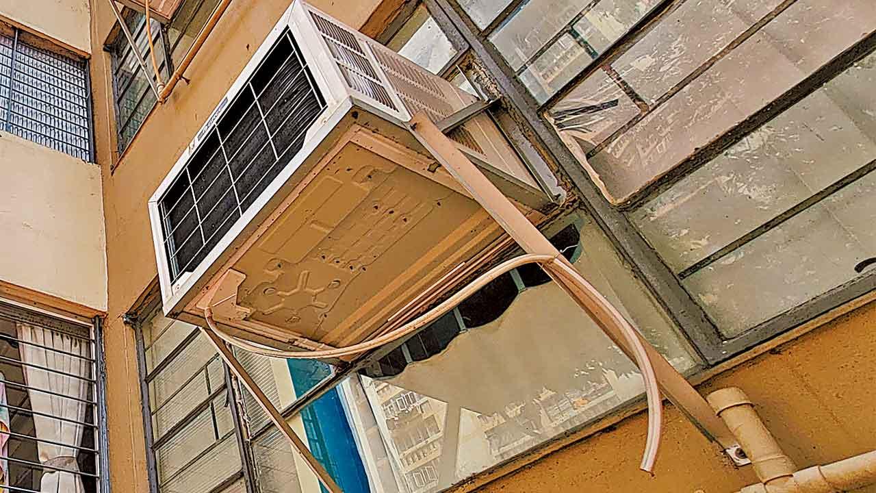 打擊冷氣機滴水!食環署洗樓巡查全港300黑點 新偵查系統 添夜視鏡助夜間搜證
