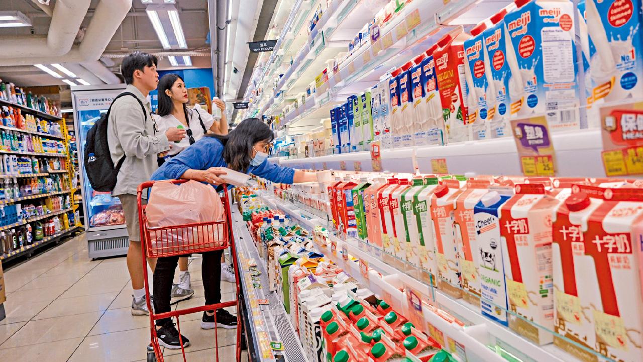 四成基層家庭食物支出佔總開支逾四成 近五成人為省錢買少些