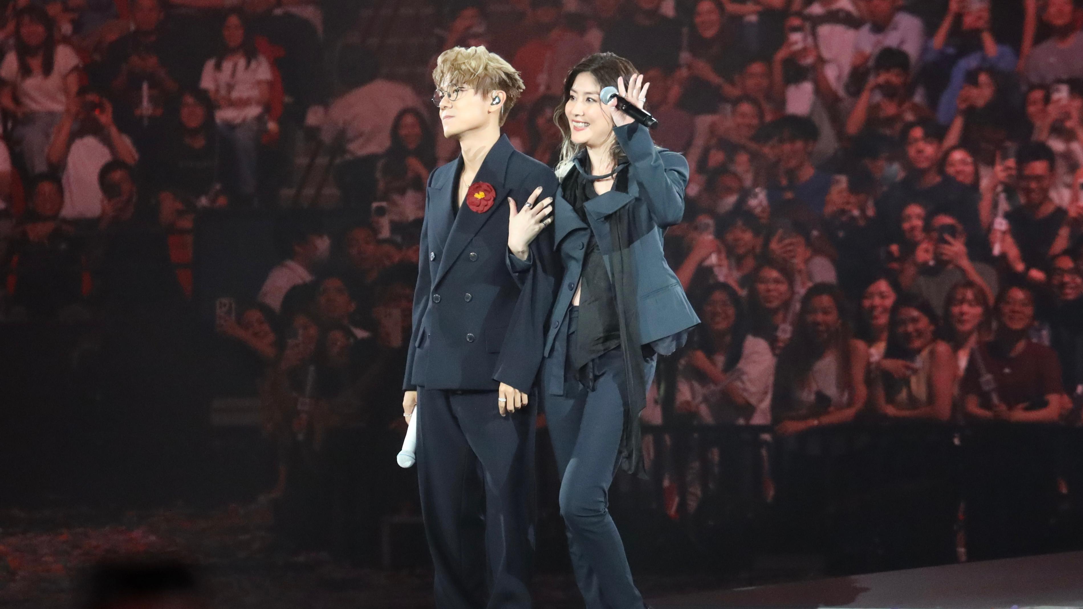 林家謙首次睇紅館演唱會，是Kelly的《飛天舞會演唱會》。(娛樂組攝)