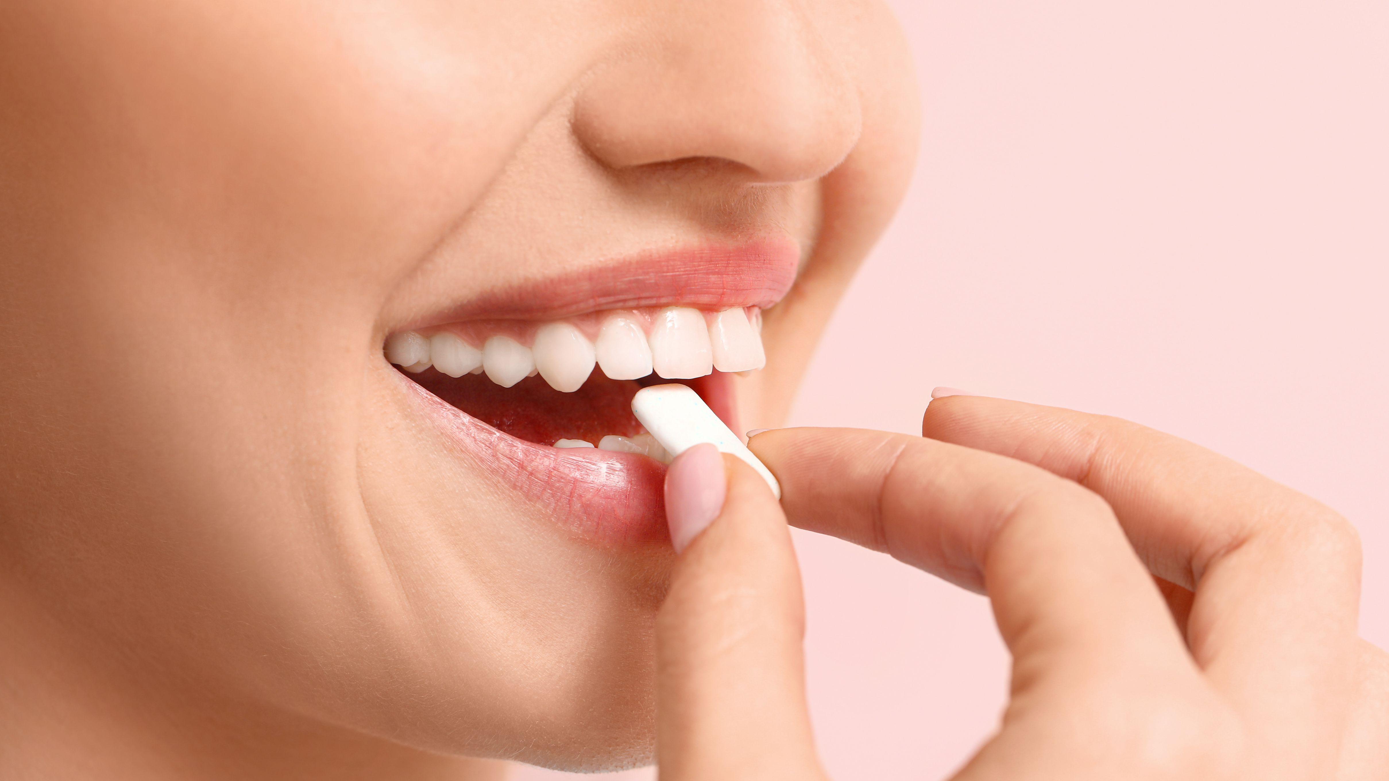 香口膠 微塑膠 保護大腦 大腦 腦退化 塑膠微粒 腎臟 肝臟