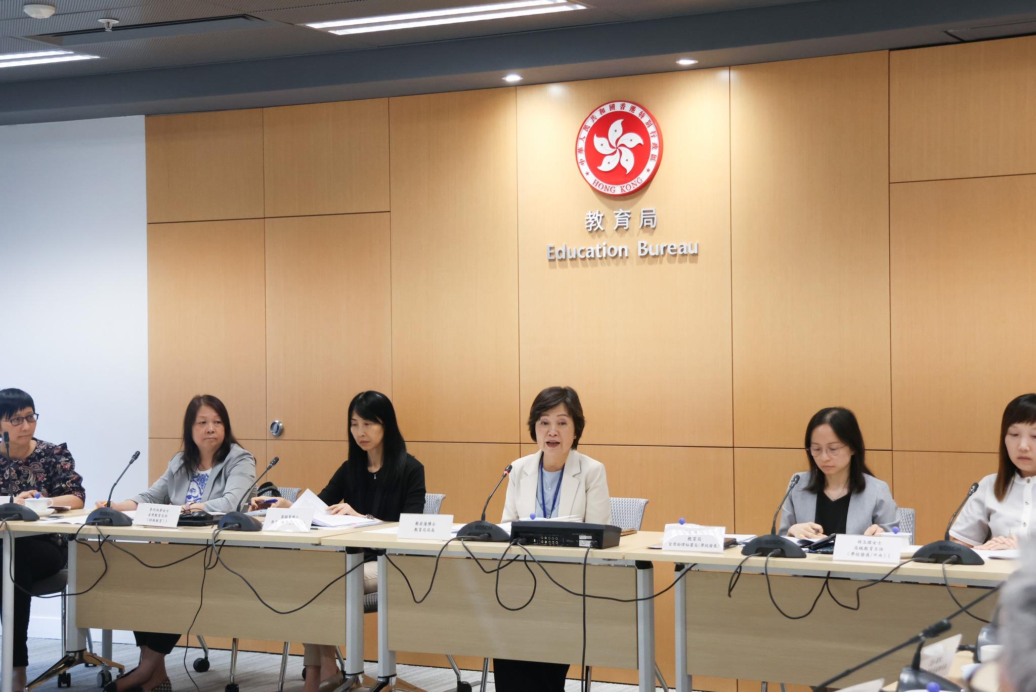 有學校涉「借殼辦學」，蔡若蓮晤學界稱會嚴懲害群之馬。(蔡若蓮Facebook)