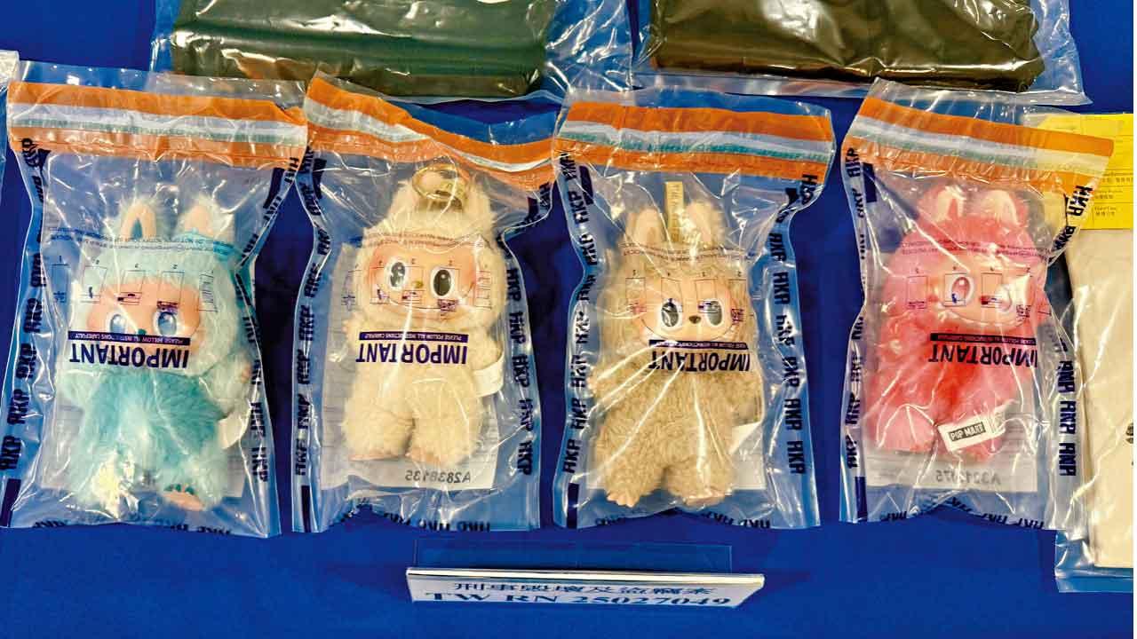 破壞夾公仔機 盜機內4隻Labubu 3高小初中生被捕