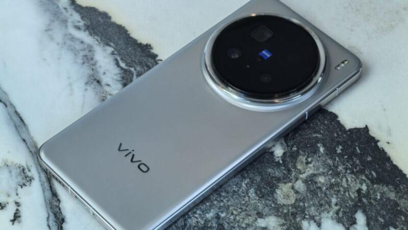 vivo X300現身跑分網站　首發搭載天璣9500處理器