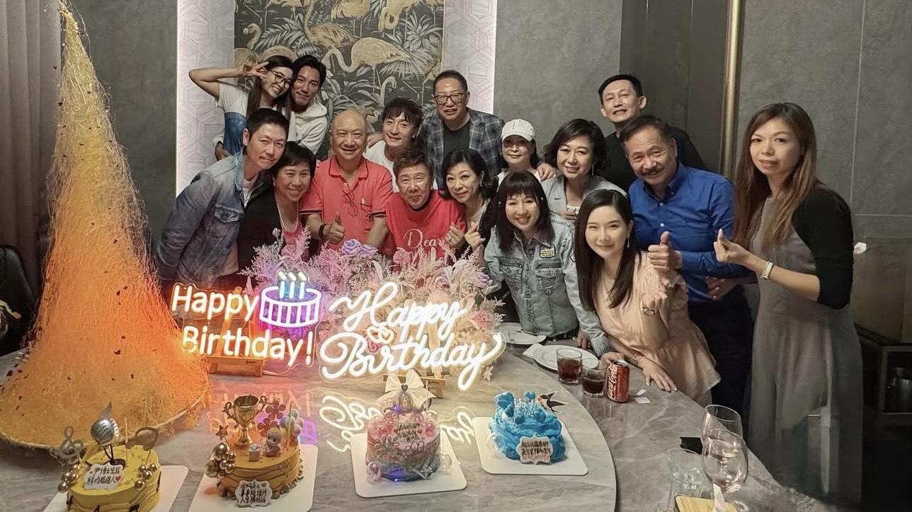 梅小青設宴賀方力申喜事重重 自嘲監製上身狂改蛋糕祝福語