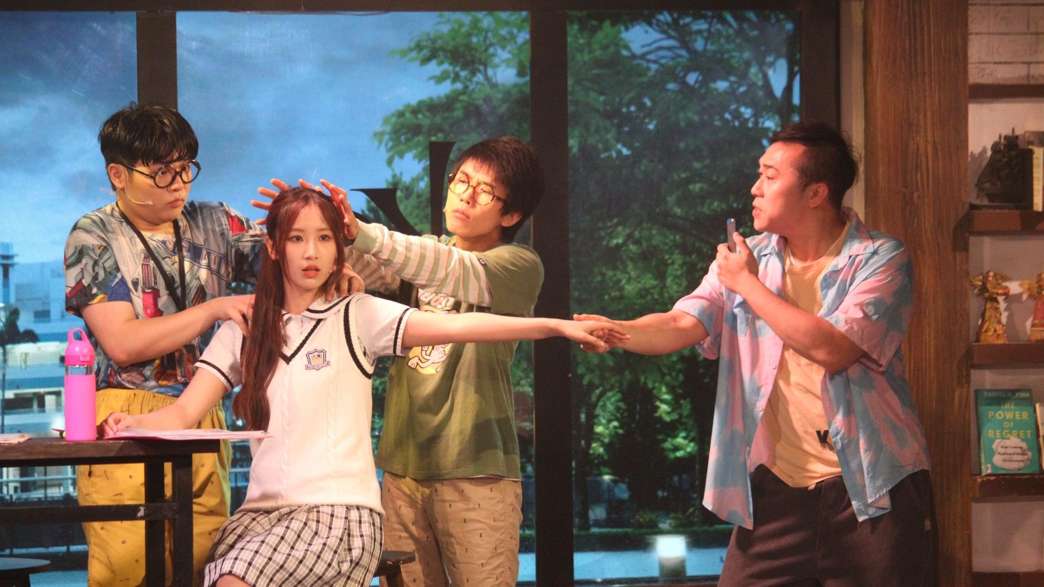 詹天文參演音樂劇 破格飾演收兵娘娘載歌載舞揮灑自如