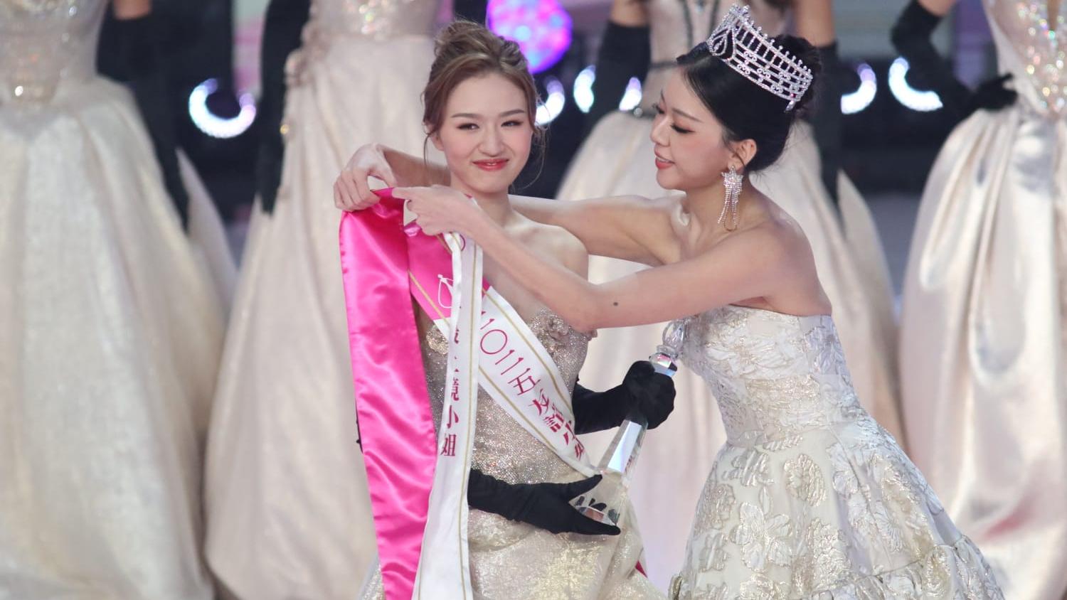 香港小姐2025｜1號李尹嫣奪友誼小姐兼最上鏡小姐 「大長今童星」蔡華英入最後五強