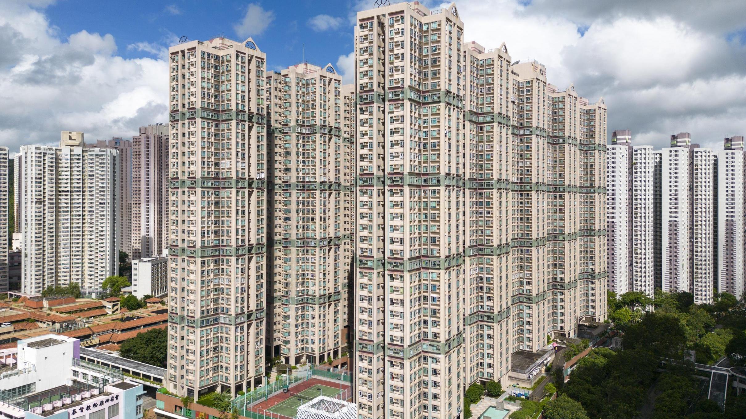 上車客零議價525萬元入市粉嶺花都廣場兩房，呎價1萬元有找。