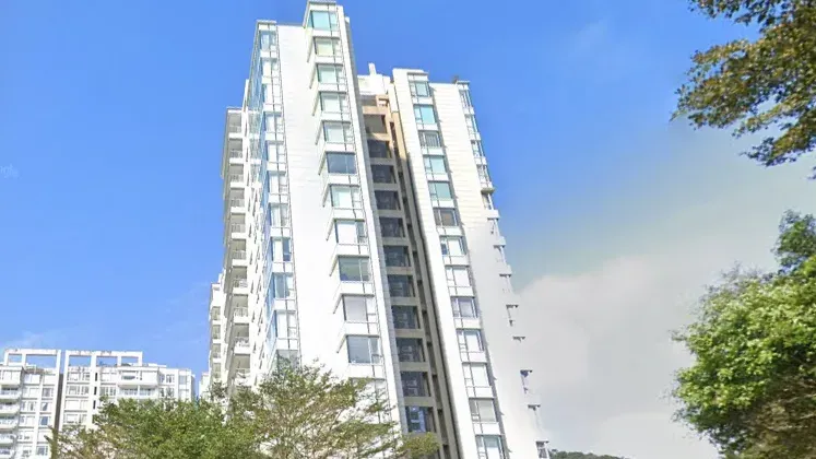 沙田壹號雲頂三房連天台戶，以1,550萬元連車位易手，原業主持貨17年，帳面微蝕16萬元。