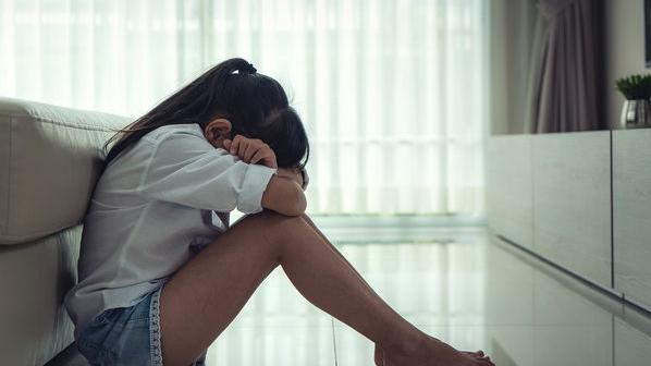 馬來西亞一名12歲女童與4名同齡朋友經營色情網站，販賣自拍裸照。此為配圖，與案件無關。(互聯網)