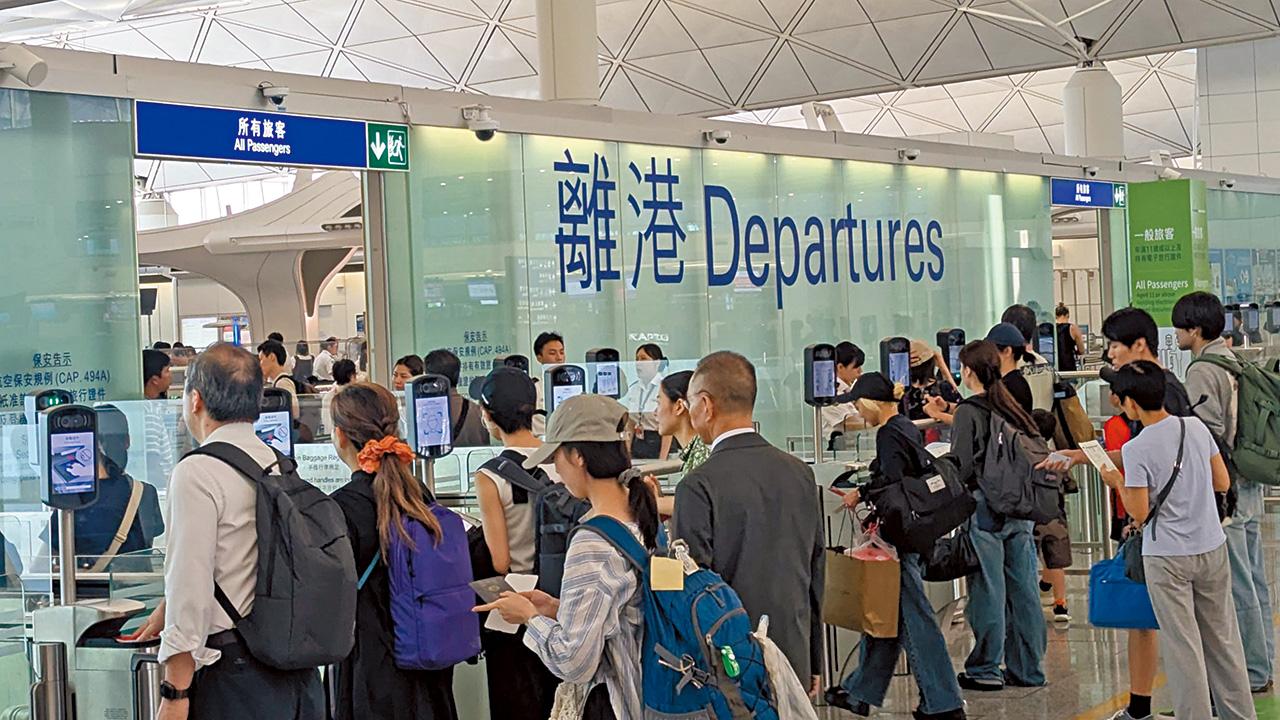 飛機乘客離境稅10.1增至200元 所有抵港短期停留旅客獲豁免