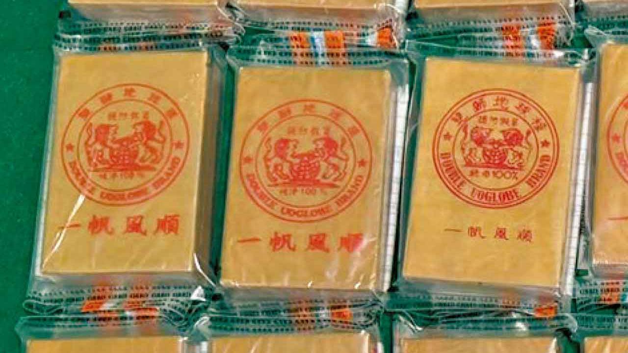 海關機場4宗旅客販毒案 檢3000萬毒品拘4女