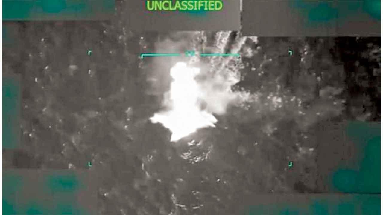 馬杜羅斥美方侵略 美軍再炸委內瑞拉販毒船