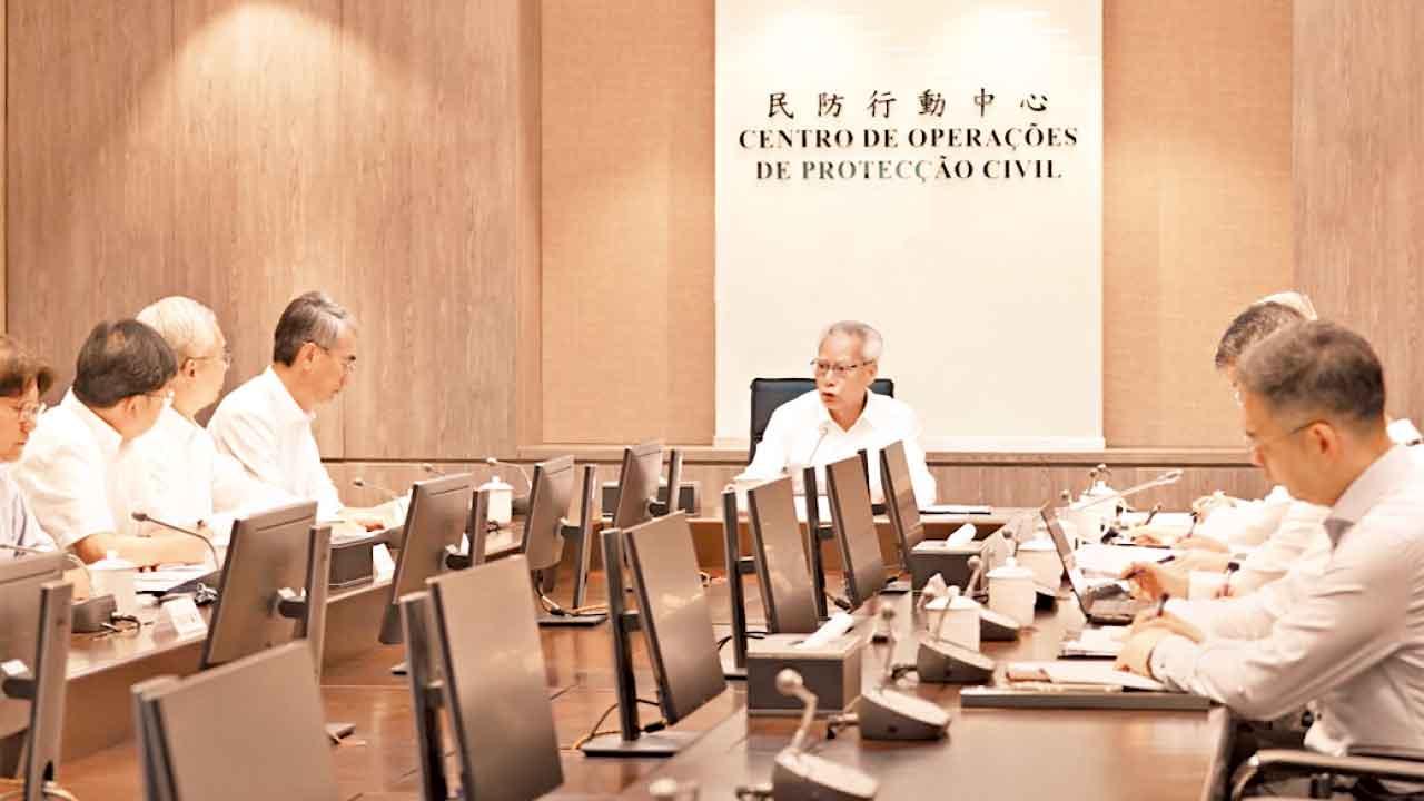 八號信號生效期間娛樂場關閉 澳門特首：有信心能應付