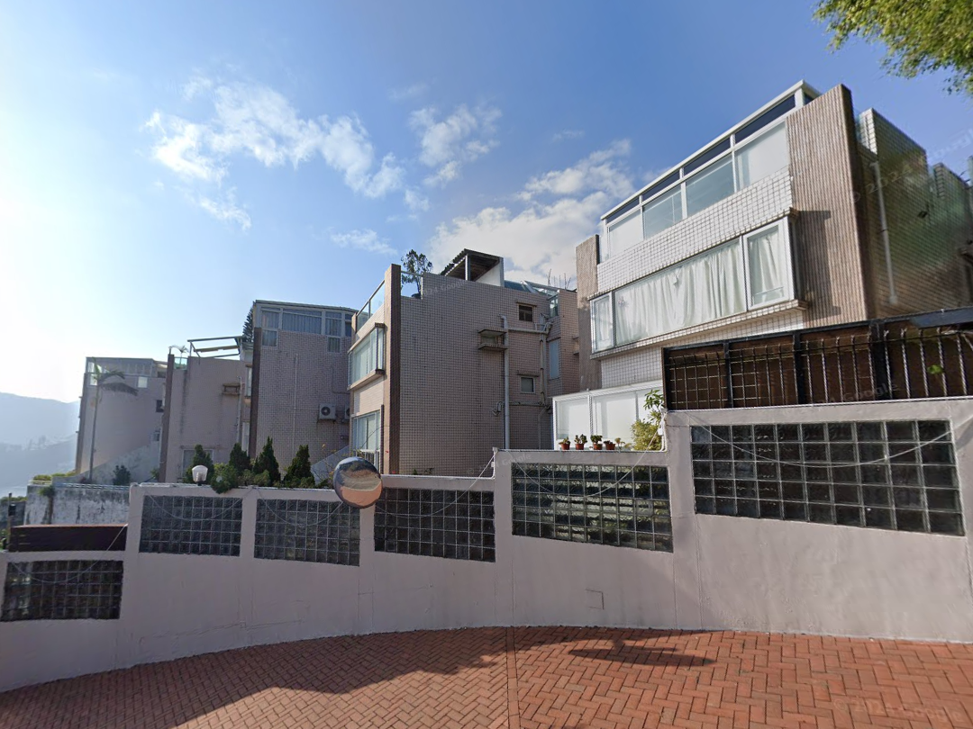 西貢海天灣獨立屋遭爆竊，戶主失約10萬元珠寶。(Google街景截圖)