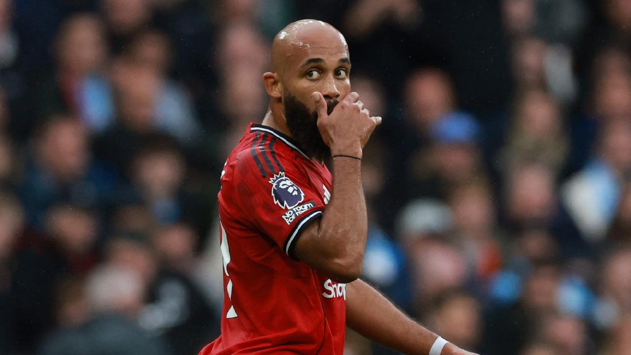 英超｜奧脫福當護身符 紅魔有力擋「車」