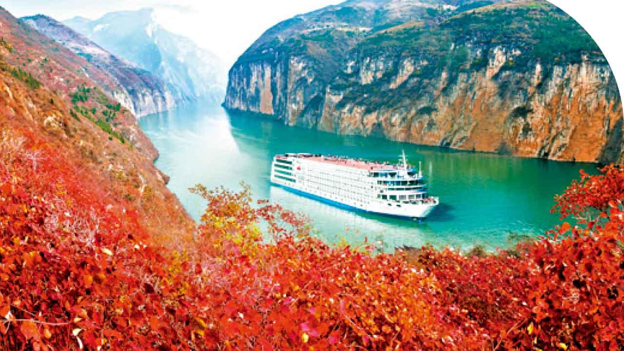 世紀榮耀號尊貴8天之旅  韓國深度秋楓7天之旅