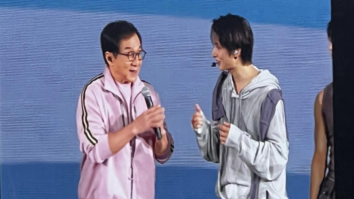 SEVENTEEN香港演唱會｜成龍驚爆站台 成軍10年首次請演唱會嘉賓
