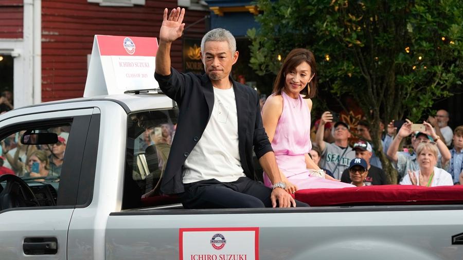 球星鈴木一朗美國豪宅遇劫　妻子遭噴催淚氣體驚險退賊