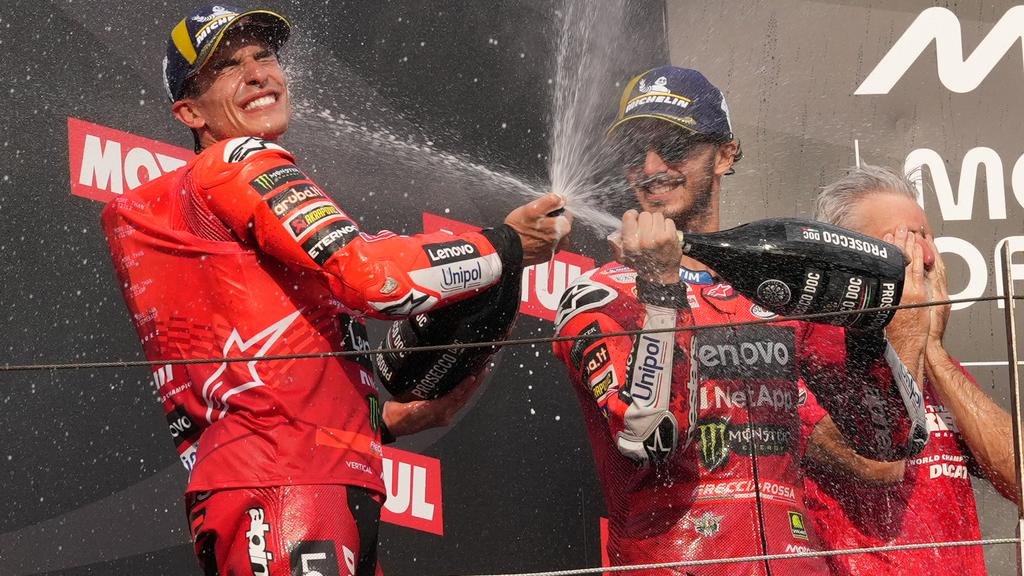 馬昆斯在日本站勝出後，第7次贏得MotoGP總冠軍。(美聯社)