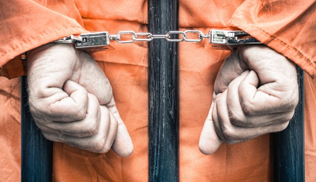 近日內地網傳一份發佈時間為今年8月28日的湖南法院佈告，其中一名罪犯胡某兩次被判死緩，後又因殺人被判死刑，目前已經執行。(網上圖片)