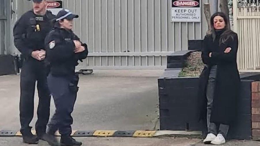 澳洲的一名議會前候選人在親巴勒斯坦示威中被警察打傷。(網上圖片)