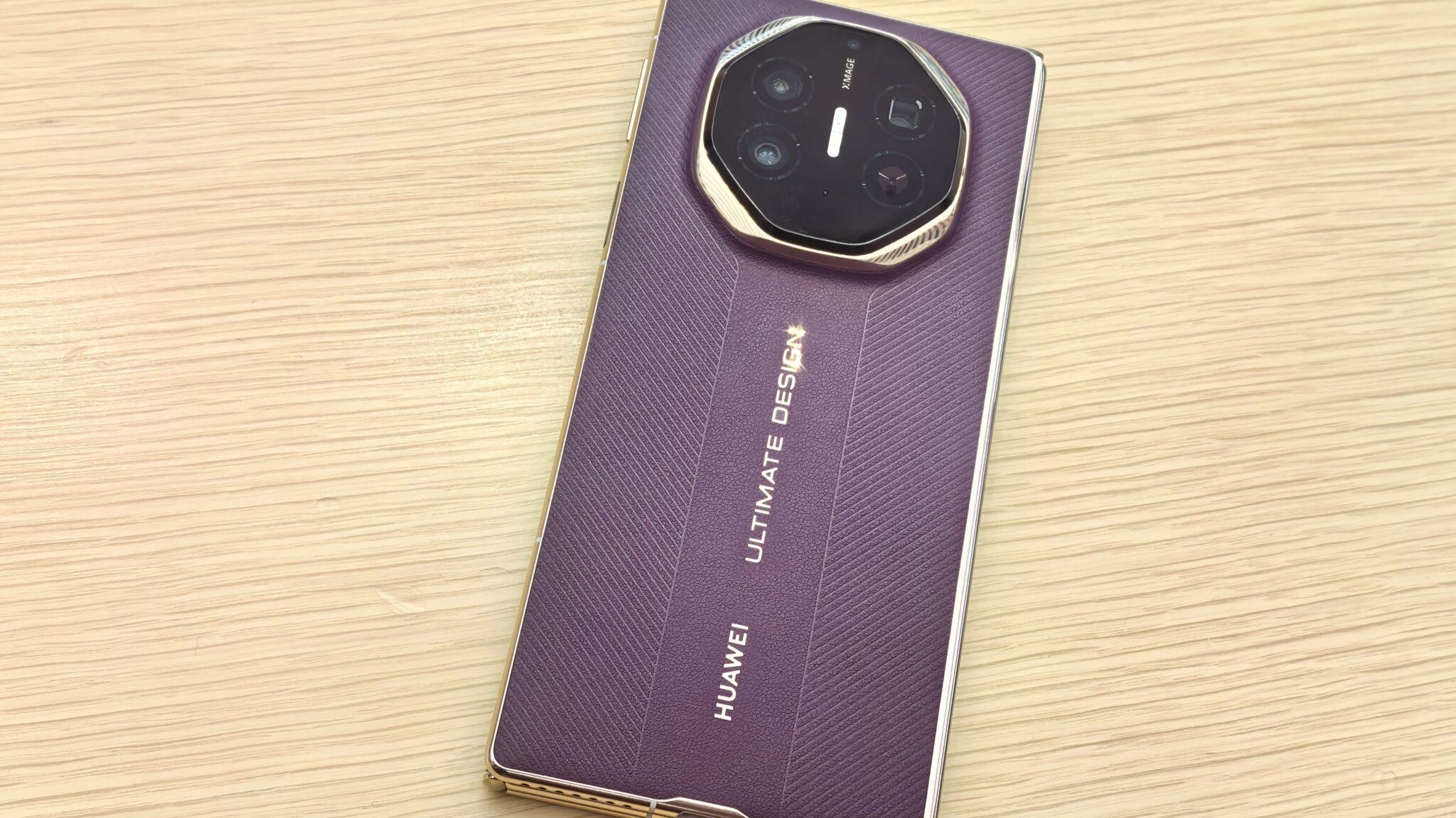 HUAWEI Mate XTs三摺屏強勢升級　對比上代Mate XT究竟贏幾多？