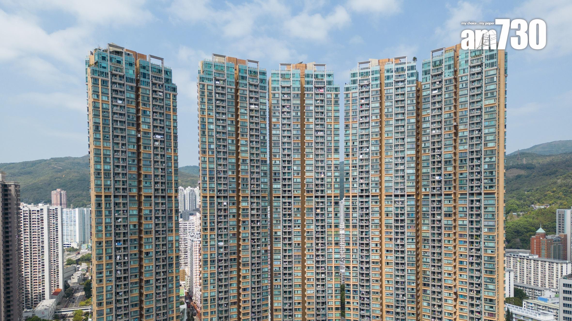 荃灣萬景峯高層原則套三房戶，18年升值7球易手，升幅有1.3倍。