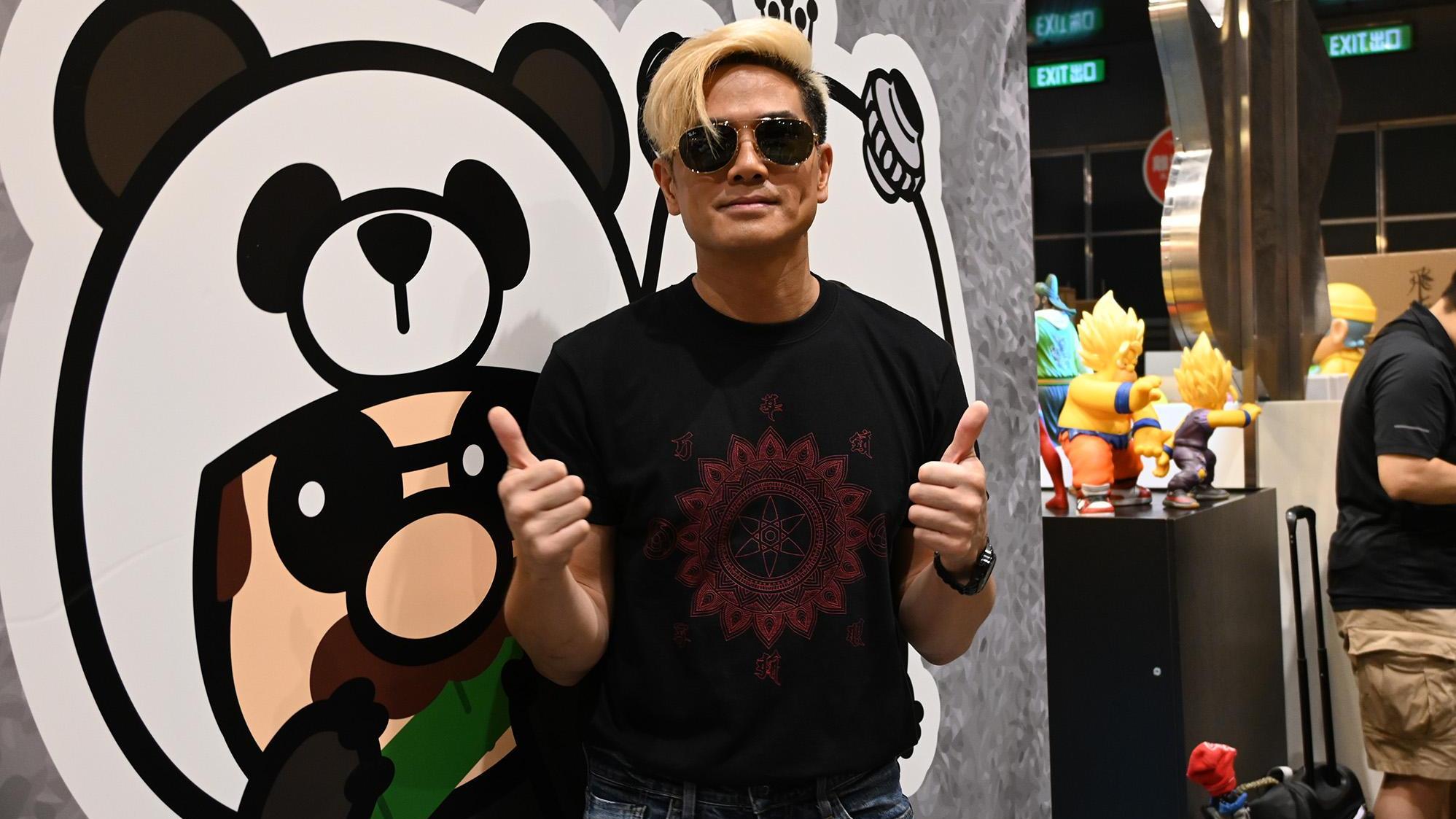 伍允龍48歲生日 獲日本粉絲送大型電影廣告 