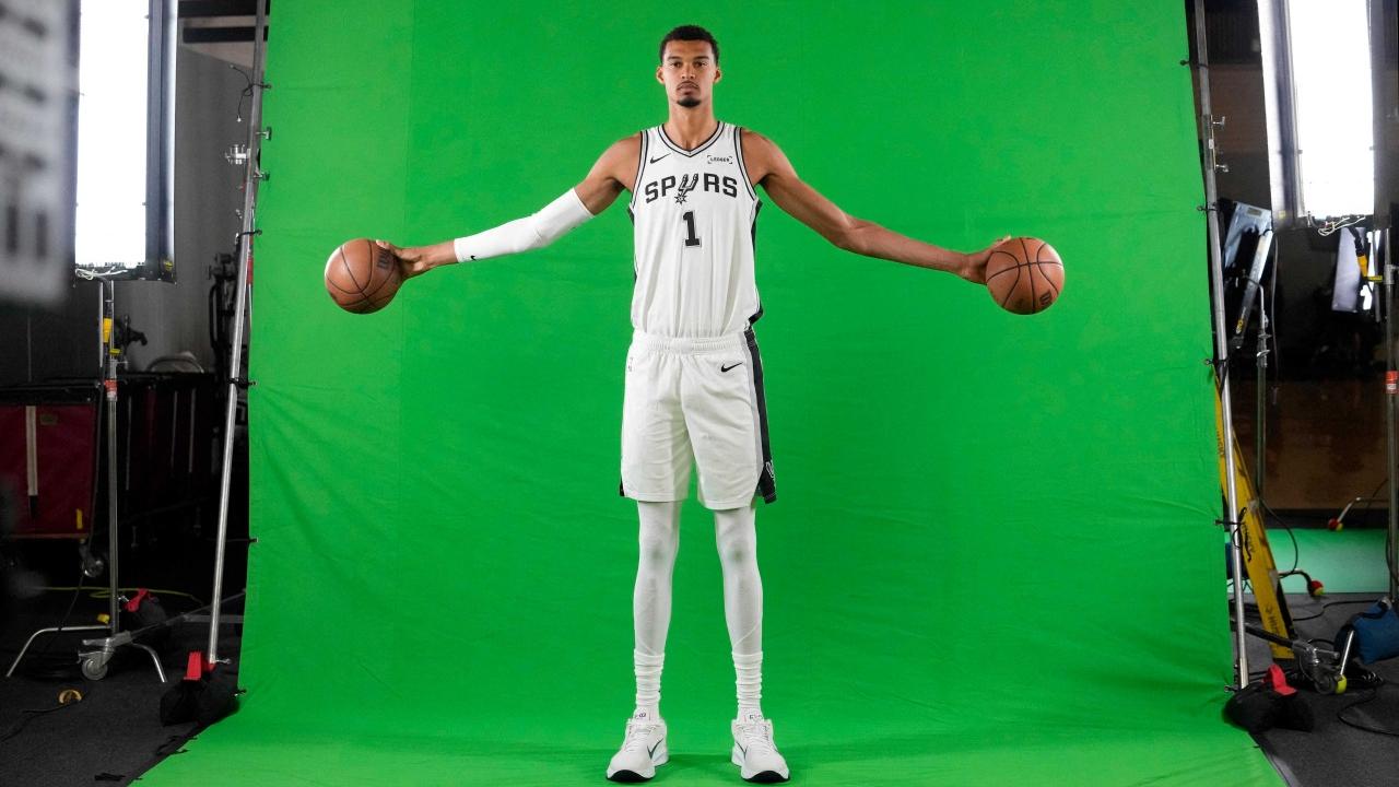 NBA | 雲班耶馬（Victor Wembanyama）今夏增高1吋 與周志豪並列現役最高球員。（路透社）