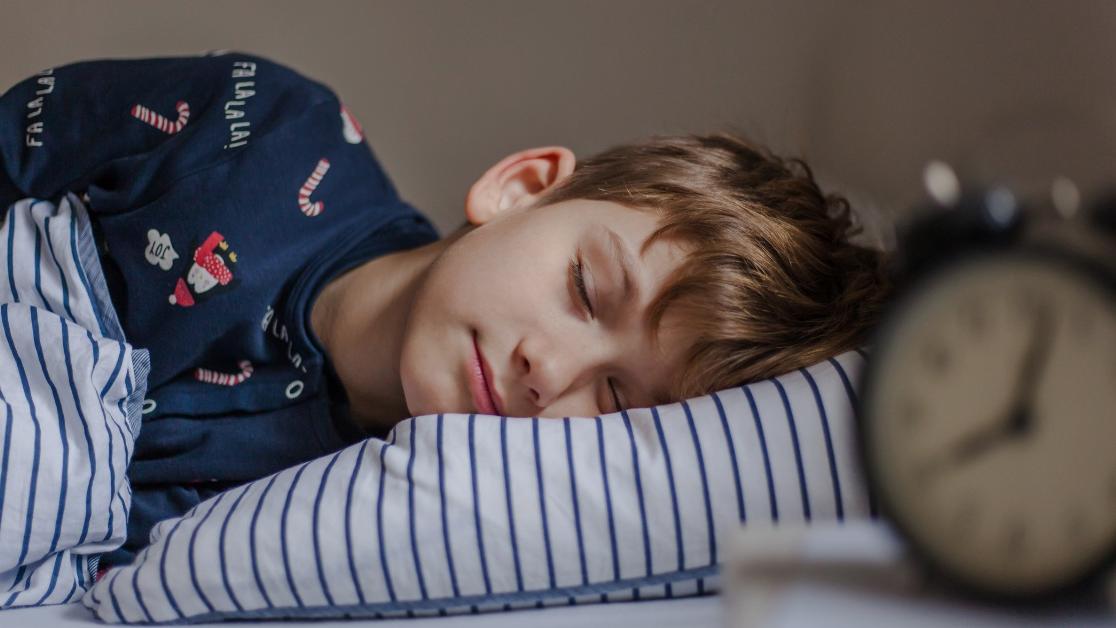 夜晚唔願瞓好傷身 呢個時間瞓覺幫你護住個肝保健康