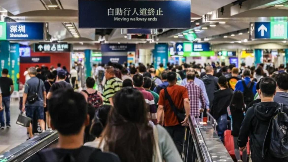 十一國慶｜入境處料約有876萬人出入境 呼籲避免在繁忙時段過關