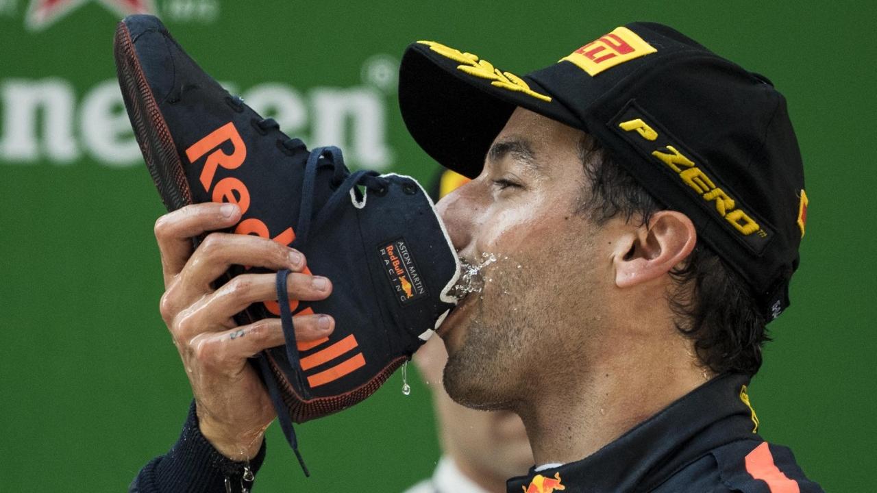 F1|「四萬哥」拉斯亞度宣布退役 「Shoey」飲香檳最經典