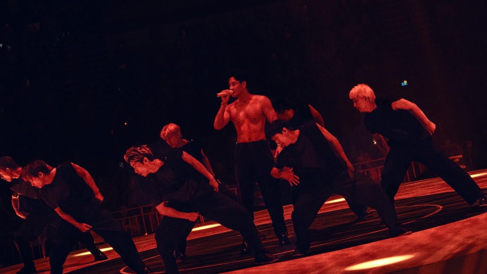 周興哲三場紅館個唱3號風球揭序幕 驚喜翻唱張學友名曲《李香蘭》