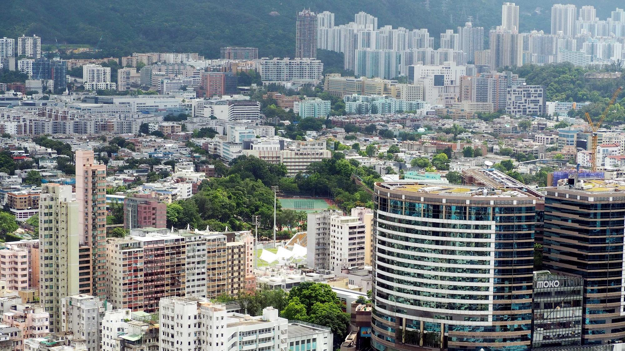 中原地產研究部楊明儀指，9月份整體樓宇買賣全月料錄6,800宗，有望推高10月份整體登記重返7,000宗以上。(資料圖片)