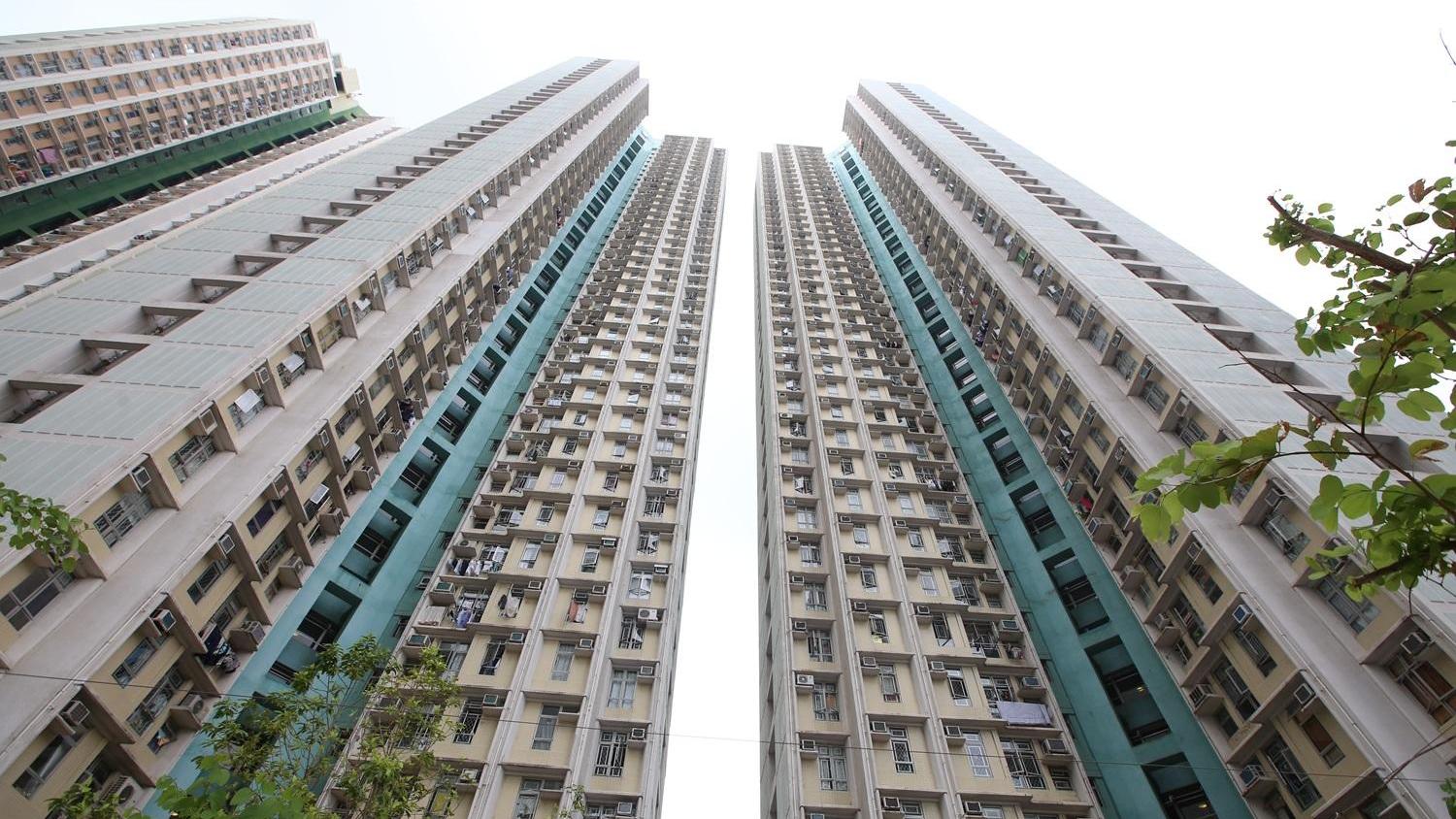 天水圍居屋天盛苑中層三房沽出，原業主帳面大賺397萬元退場。