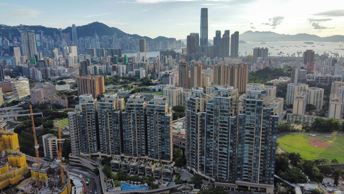 港樓追落後