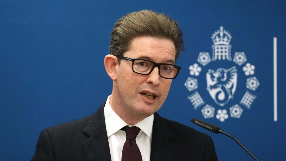 中方不滿MI5處長指控間諜竊密，並一再延後新使館計劃。(AP)