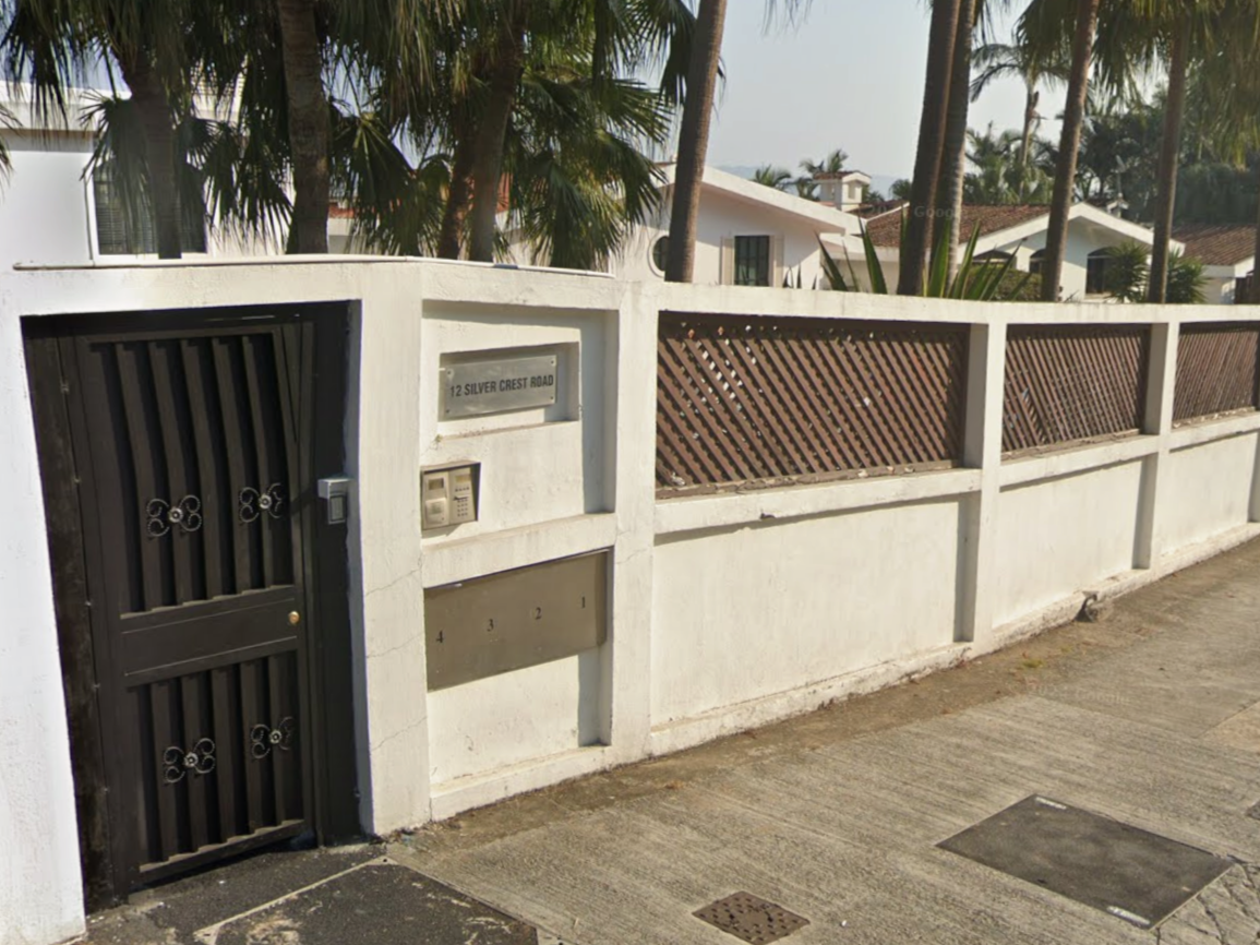 清水灣獨立屋被撬夾萬失逾500萬元財物，戶主外遊裝修工揭發。(Google街景截圖)