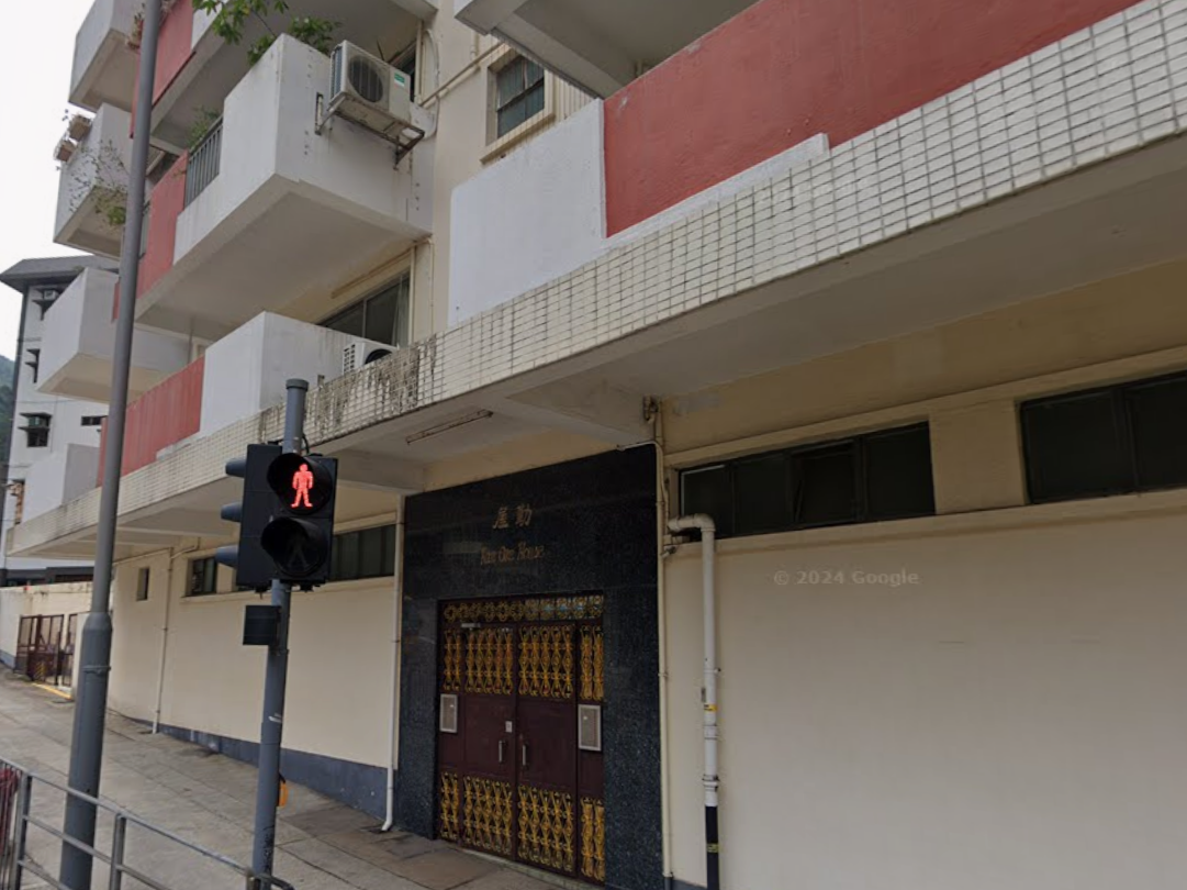 大坑菲傭單位上吊亡，疑不堪家人欠債尋短。(Google街景截圖)