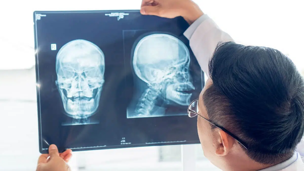 3大面顎重建手術突破性的進展不僅幫助患者「活下來」，更能「活的好」，在生活品質與長期功能上都帶來重大提升。