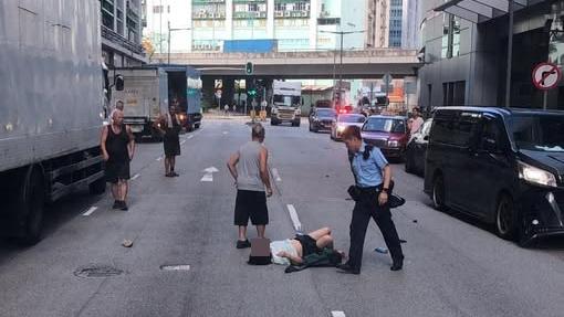 葵涌貨櫃碼頭發生車禍。（fb「車cam L（香港群組）」圖片）