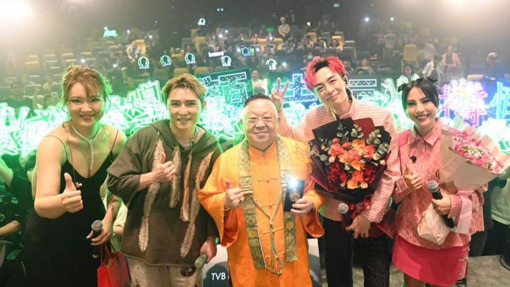 劉威煌孖《中聲》唱將合體開騷 新光黃埔成功打造綜藝小紅館