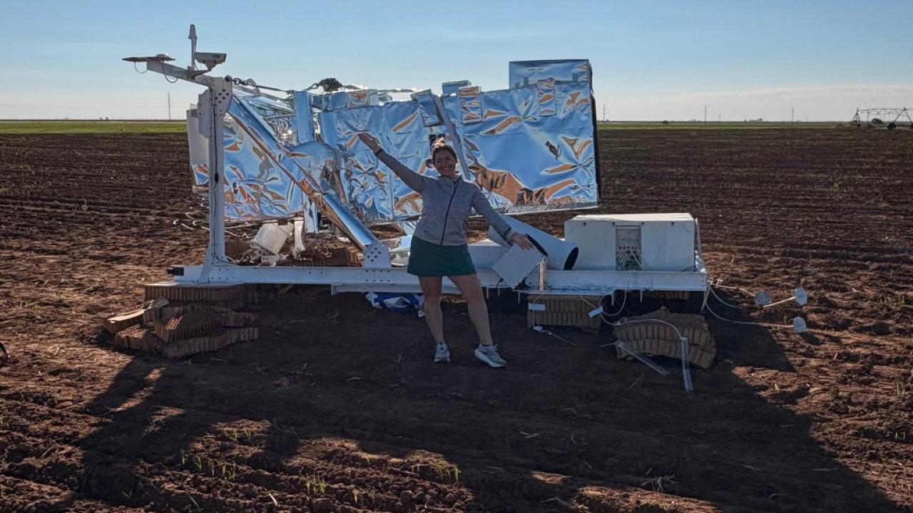 德州麥田天降「異物」竟是NASA失蹤實驗設備。（美聯社）