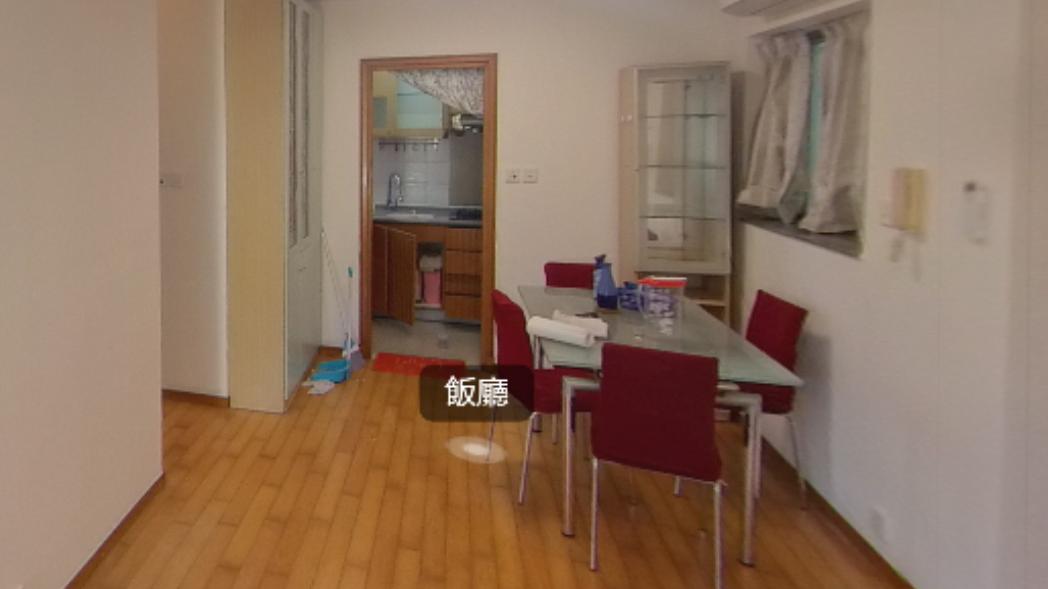 東涌海堤灣畔兩房由租轉賣，業主因為單位裝修舊，故以低價放盤。(代理提供)