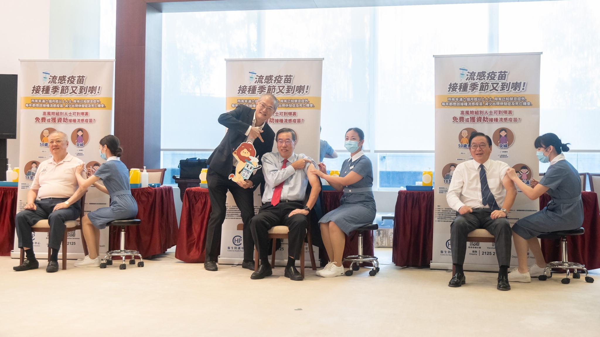 立法會安排議員接種流感疫苗及新冠疫苗加強劑