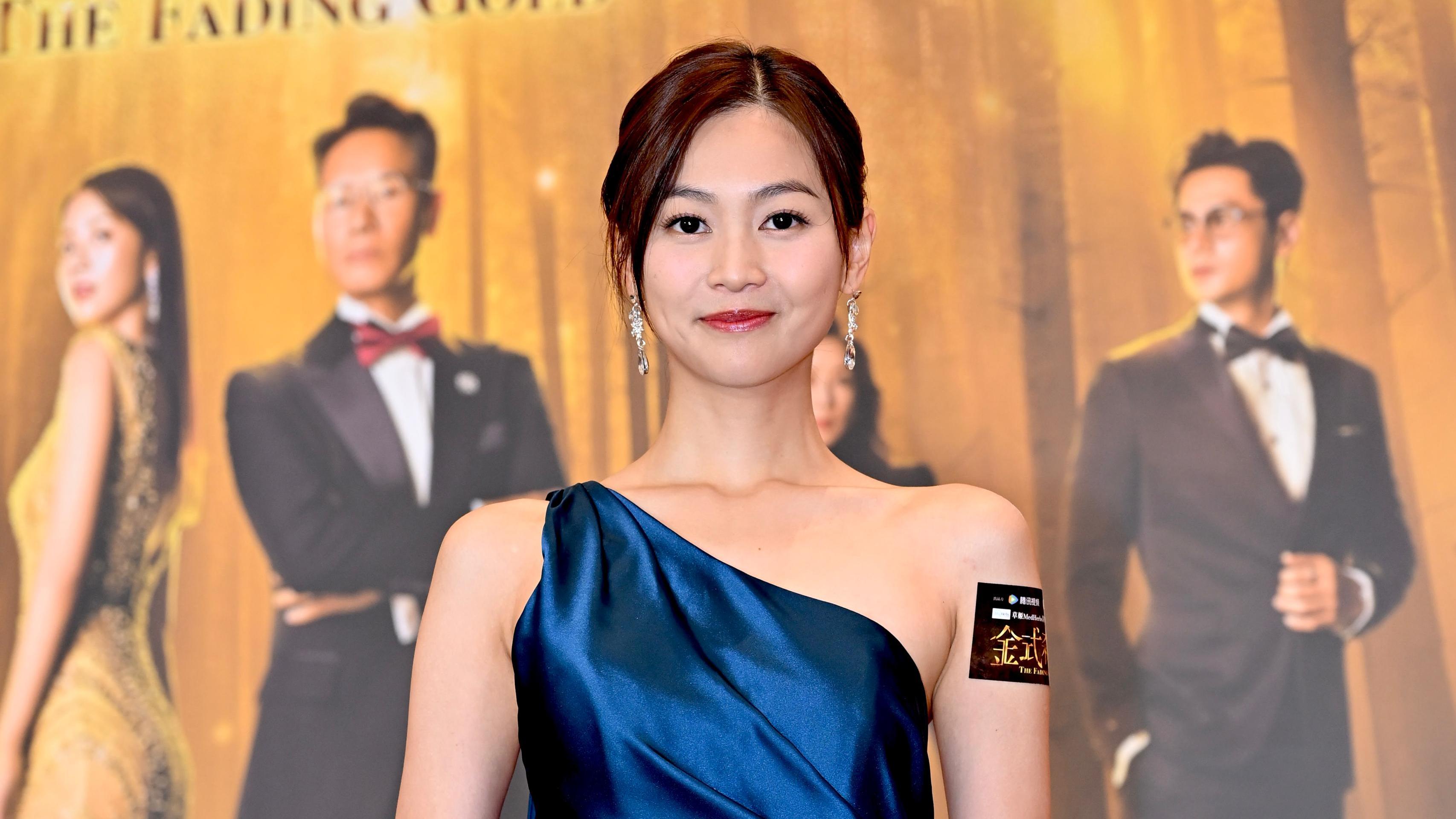 金式森林｜郭柏妍生日開唔心與粉絲慶祝 打機忘形拖住達哥隻手