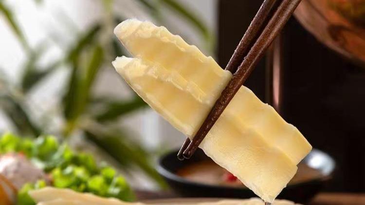 筍片有小蟲！食客要求火鍋店10倍賠償　法院僅判賠20元。（示意圖）