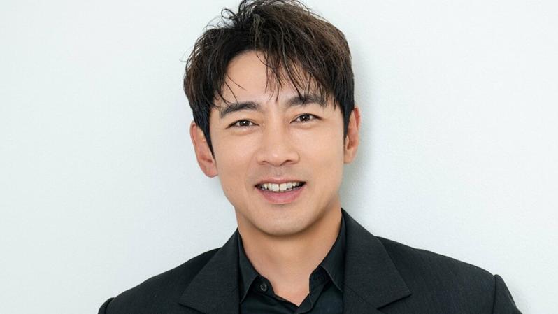 男星小泉孝太郎對胞弟進次郎競選總裁失敗鬆一口氣