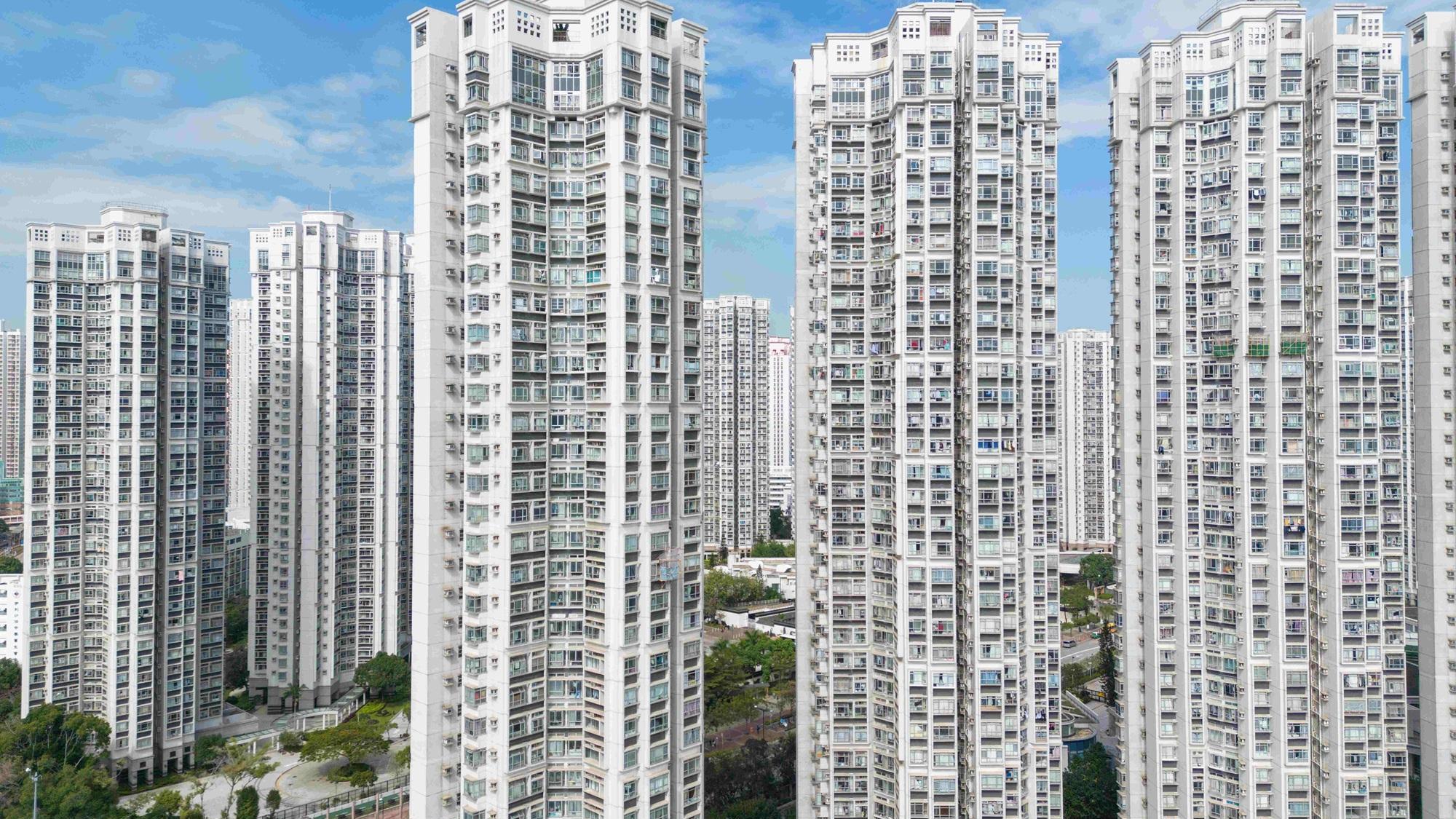 天水圍嘉湖山莊三房獲回流客以市價474.7萬元full pay承接，呎價逾8,600元。