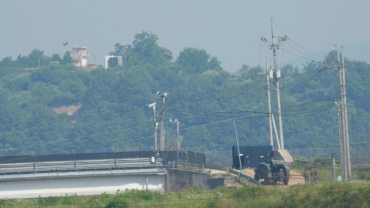 南韓軍方表示，19日有北韓士兵越過軍事分界線。（示意圖／美聯社）